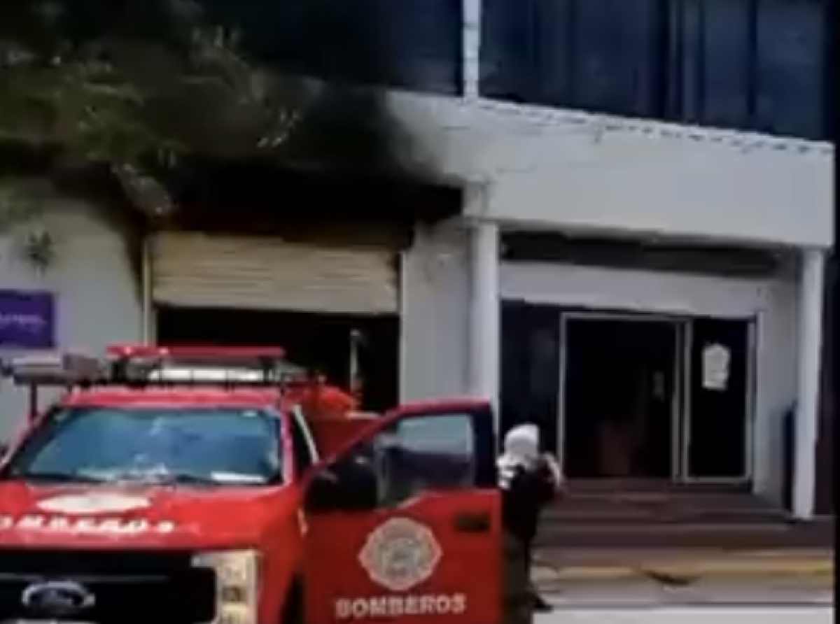 Incendio Emergente en Morena